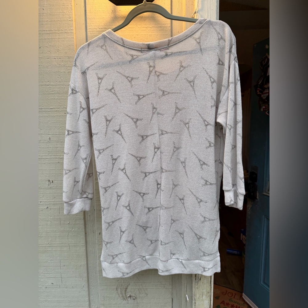Rebellious One White Knit Hi-Lo Eiffel Tower Sweater 3/4 sleeve size medium - Picture 4 of 6